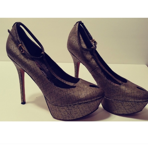 Sam Edelman Gold T Strap Platform Heel - Picture 8 of 8